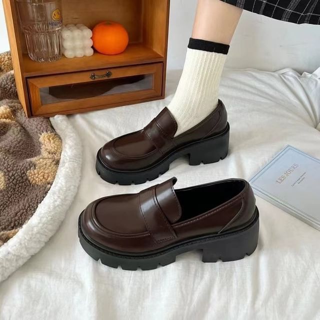 Asterisk-Platform Plain Faux Leather Loafers