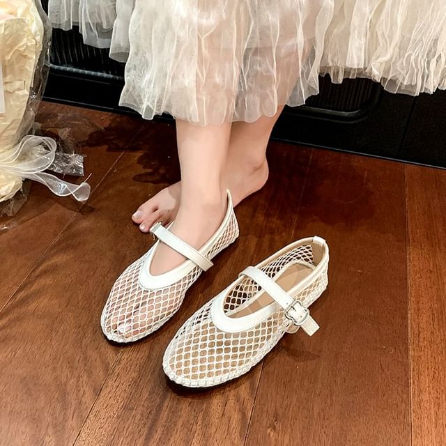 Asterisk-Round Toe Mesh Mary Jane Flats