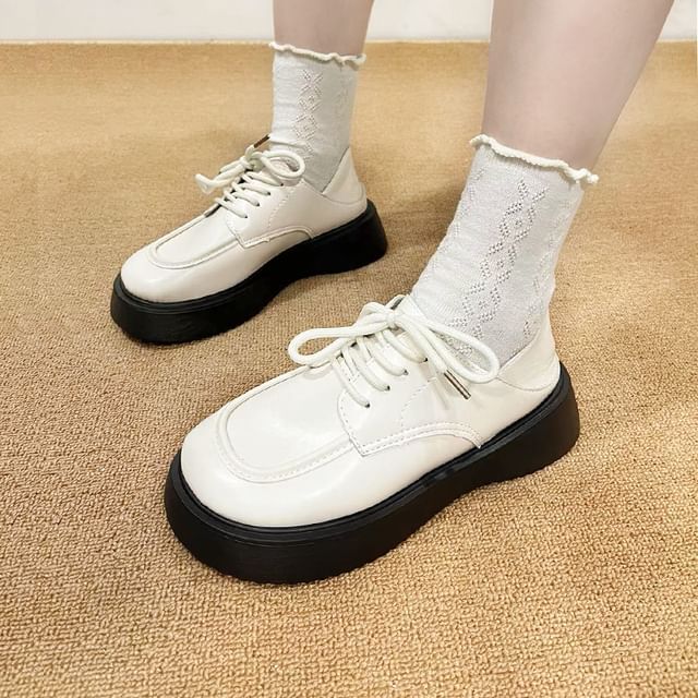Asterisk-Round Toe Platform Lace-Up Derby Shoes