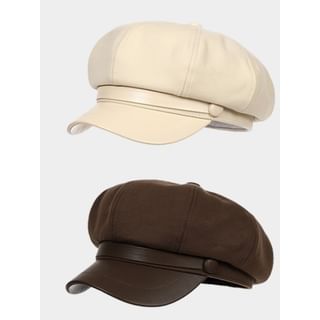 atenios-Plain Panel Faux Leather Newsboy Cap