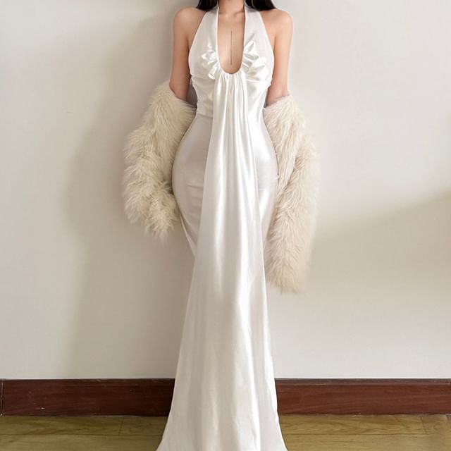 Bababy-Sleeveless Plain Maxi A-Line Dress
