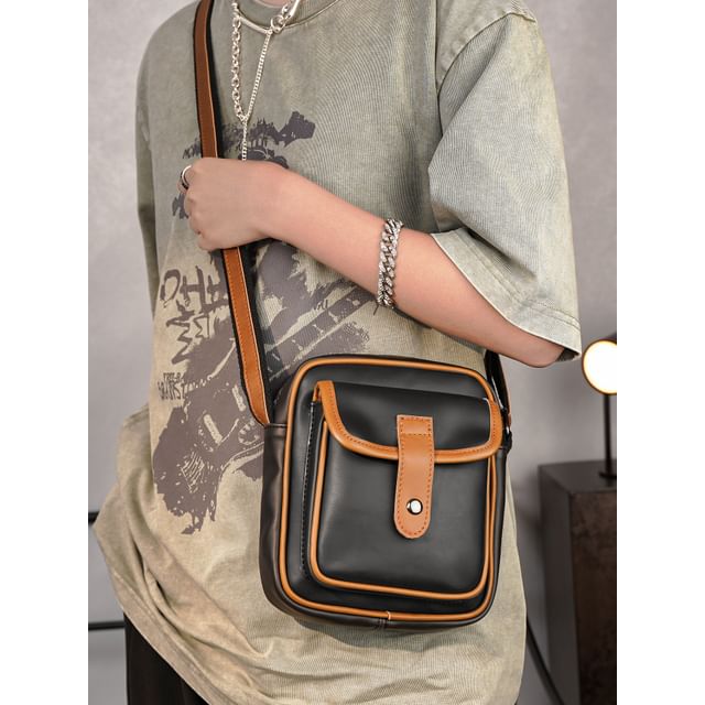 BagBuzz-Contrast Trim Crossbody Bag