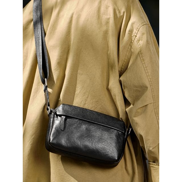 BagBuzz-Plain Genuine Leather Crossbody Bag