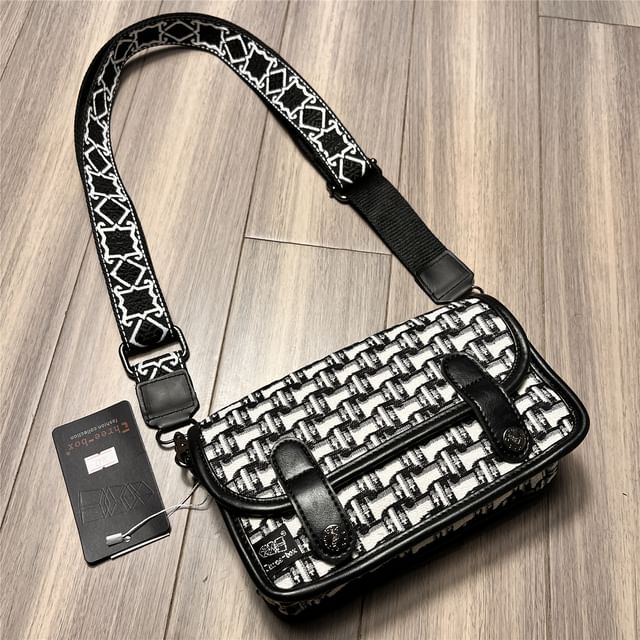 BagBuzz-Woven Flap Shoulder Bag