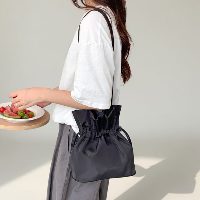Basaran-Plain Drawstring Nylon Bucket Bag