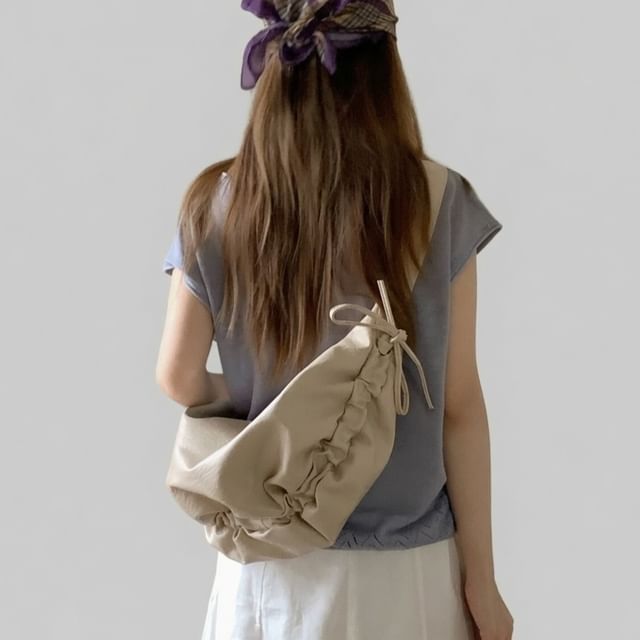 Basaran-Plain Drawstring Ruched Faux Leather Crossbody Bag