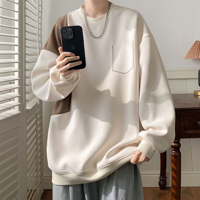 Bay Go Mall-Crew Neck Two Tone Panel Sweatshirt