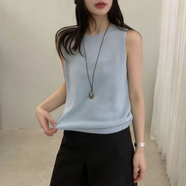 Beaustreet-Crewneck Plain Sweater Vest