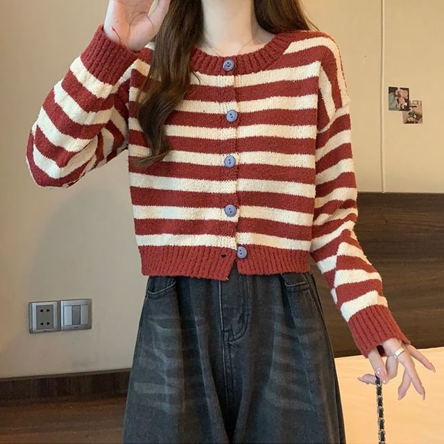 Beaustreet-Crewneck Striped Button-Up Cardigan