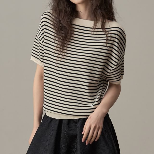 Beaustreet-Short Sleeve One Shoulder Striped Knit Top