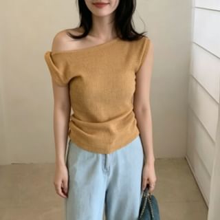 Beaustreet-Sleeveless One Shoulder Twist Knit Top