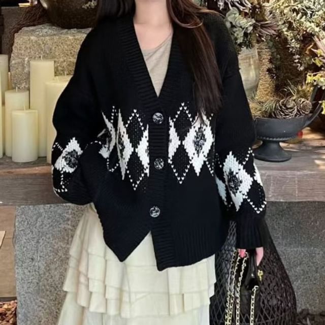 Beaustreet-V-Neck Argyle Cardigan