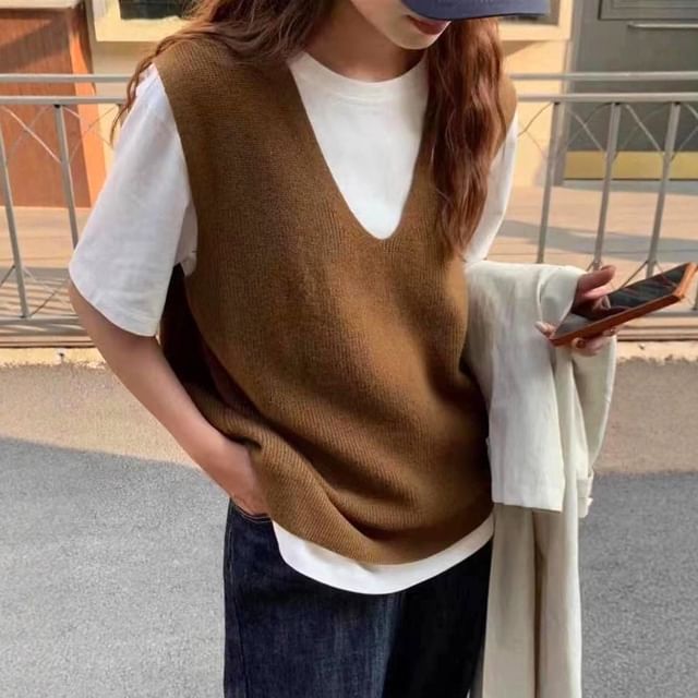 Beaustreet-V-Neck Plain Ribbed Sweater Vest