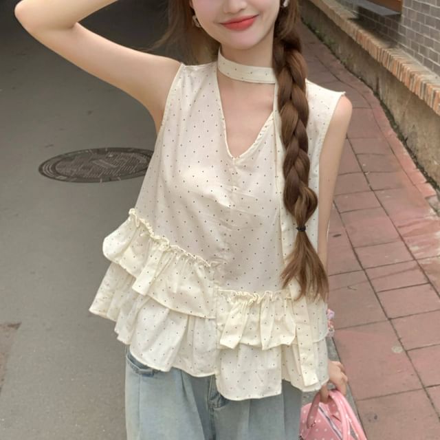 Beem-Sleeveless V-Neck Frill Trim Plain Crop Top