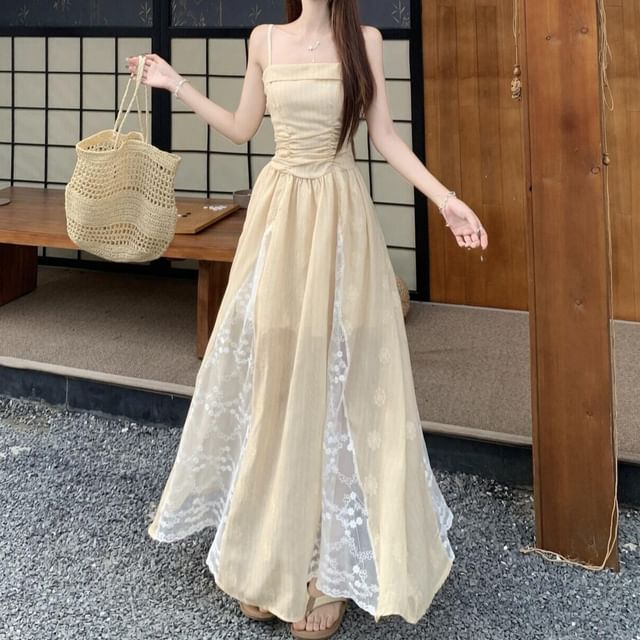 Beem-Spaghetti Strap Plain Ruched Lace Panel Maxi A-Line Dress