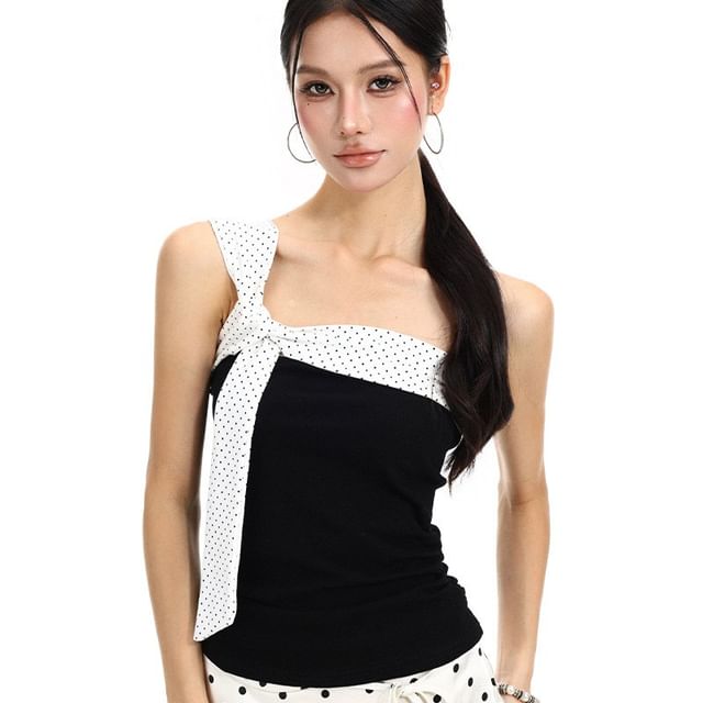Berrytrix-One-Shoulder Polka Dot Top
