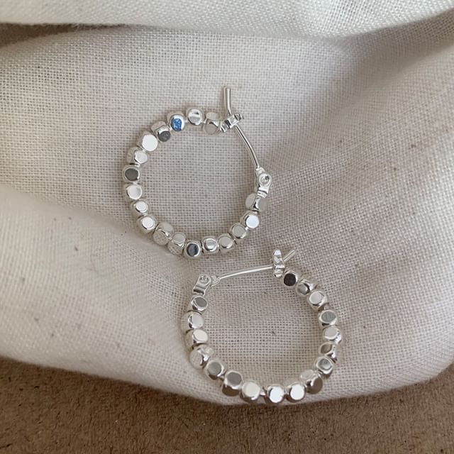 Betsuno-Alloy Bead Hoop Earring