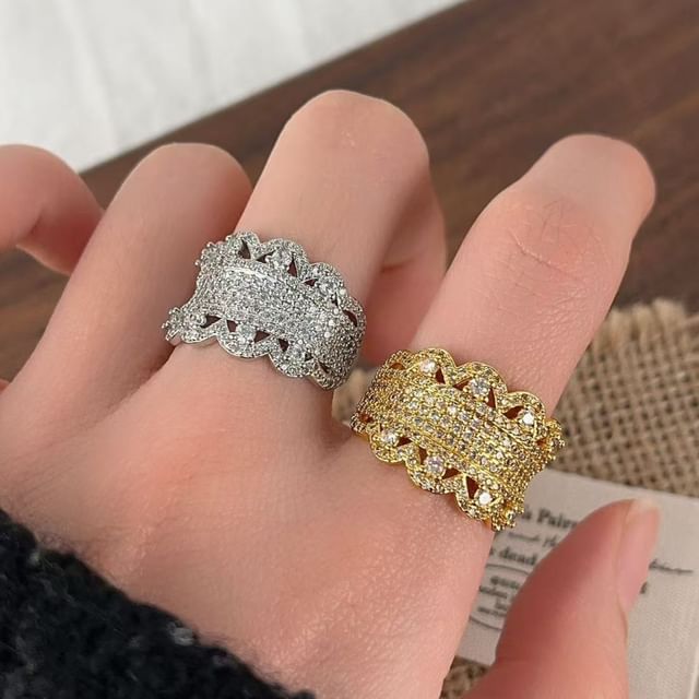 Betsuno-Lace Rhinestone Alloy Open Ring Various Designs