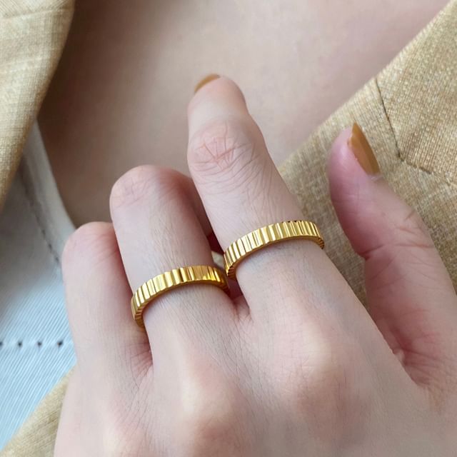 Betsuno-Textured Stainless Steel Ring