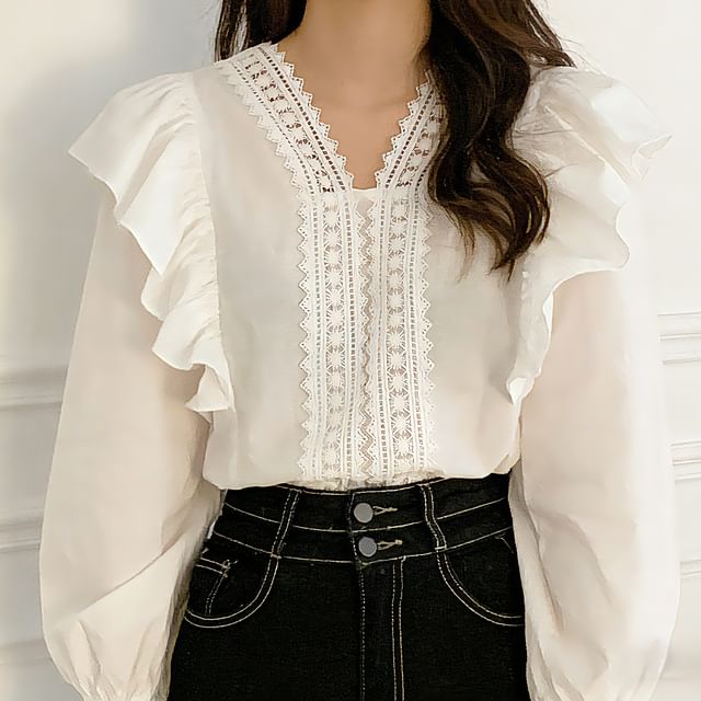 Bigfol-Puff-Sleeve V-Neck Lace Trim Ruffled Blouse