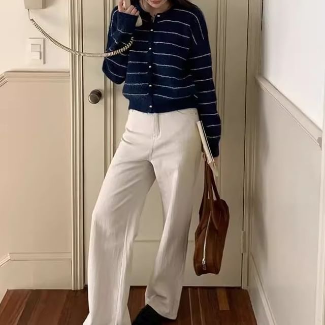 Bigfol-Round Neck Striped Cardigan