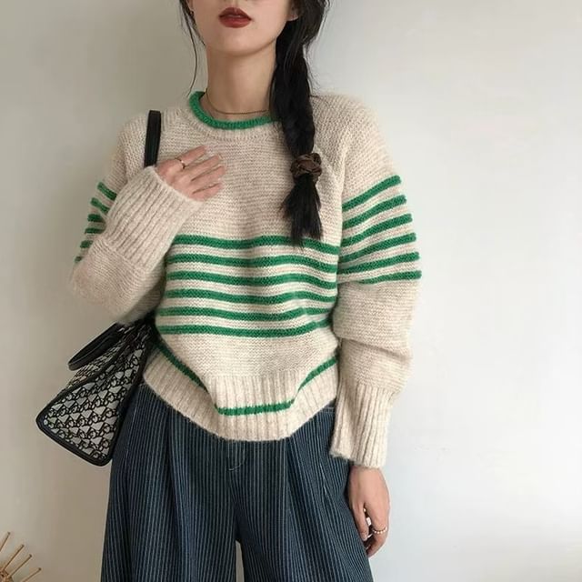 Bigfol-Round Neck Striped Sweater