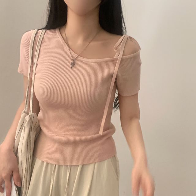Bigfol-Short-Sleeve Cold Shoulder Plain Ribbed Knit Top