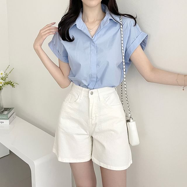 Bigfol-Short-Sleeve Collared Plain Button Up Shirt