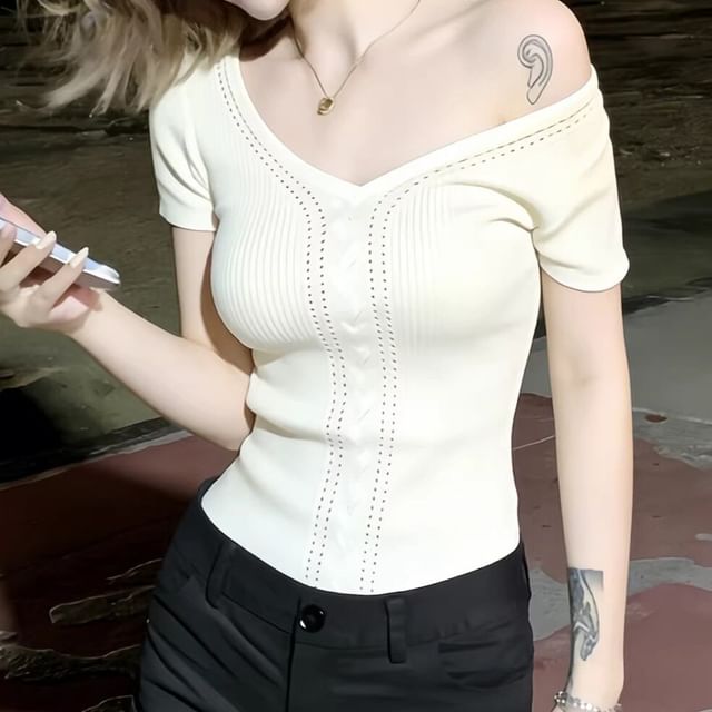 Bigfol-Short-Sleeve Off Shoulder Plain Knit Top