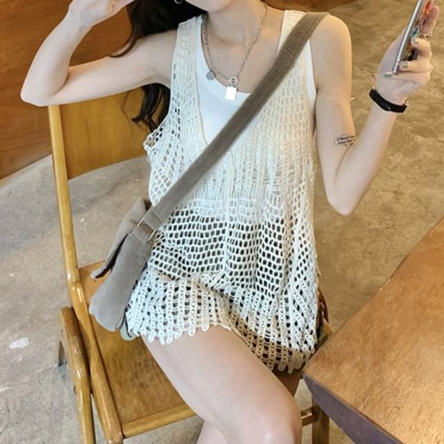 Bigfol-V-Neck Crochet Knit Tank Top