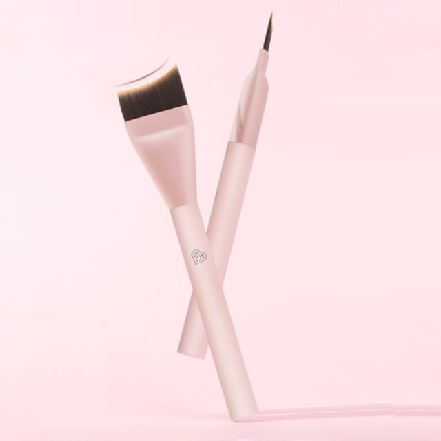 BLJ-Semi Sweet Peach Moon Shape Brush