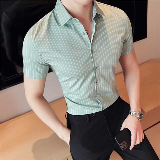 Blueforce-Short-Sleeve Pinstripe Button-Up Shirt