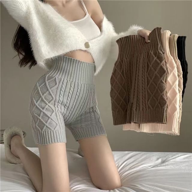 Bolgivy-High Waist Plain Cable Knit Hot Pants