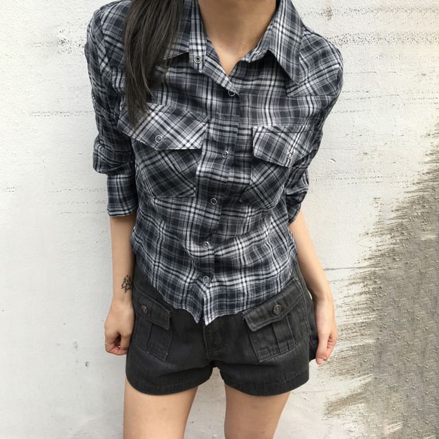BrickBlack-Long Sleeve Collared Plaid Cargo Shirt