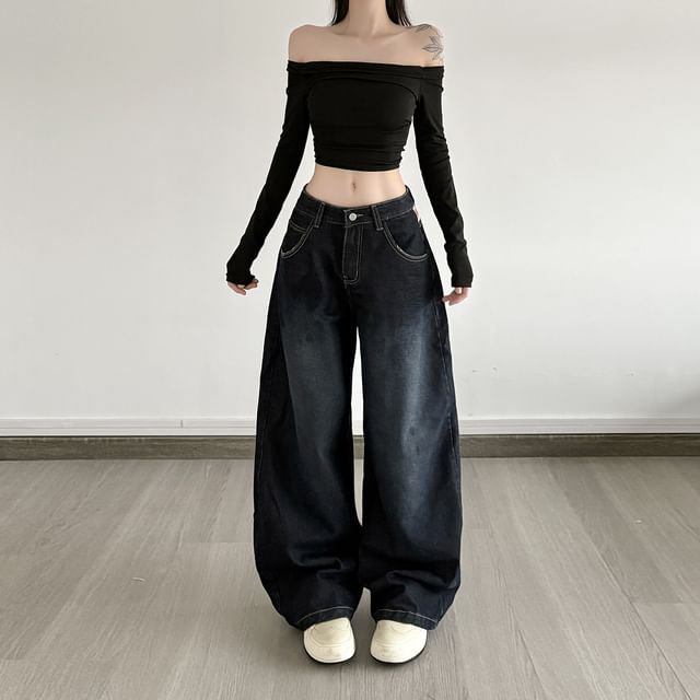 BrickBlack-Low Rise Washed Baggy Jeans