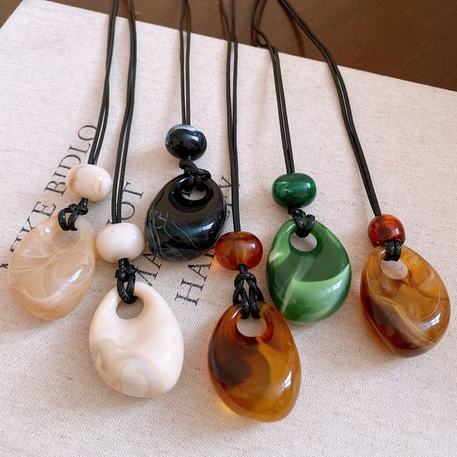 Calafa-Acrylic Stone Necklace