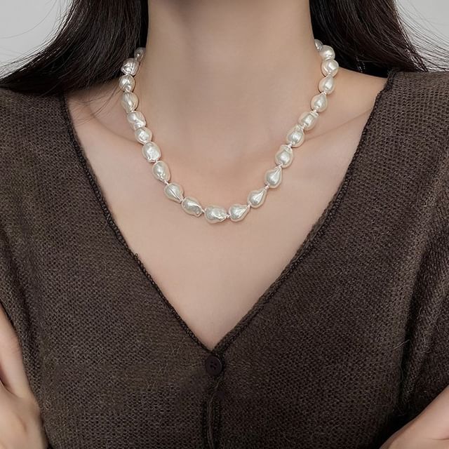 Calafa-Irregular Faux Pearl Necklace