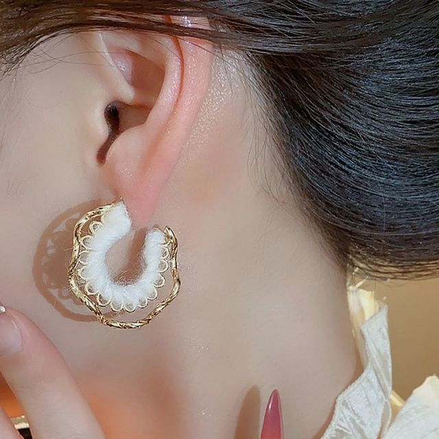 Calafa-Wavy Yarn Alloy Open Hoop Earring