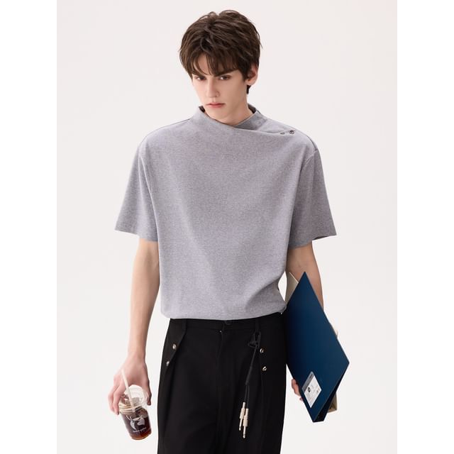 CHIC ERRO-Short-Sleeve Mock Neck Plain T-Shirt