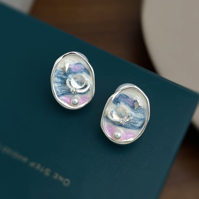 Chimerro-Enamel Faux Pearl Stud Earring Clip On Earring