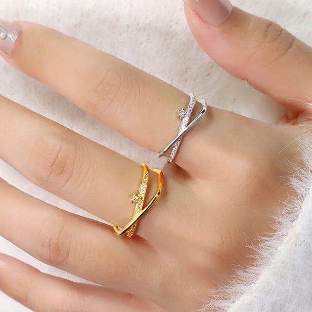Chimerro-Rhinestone Layered Ring