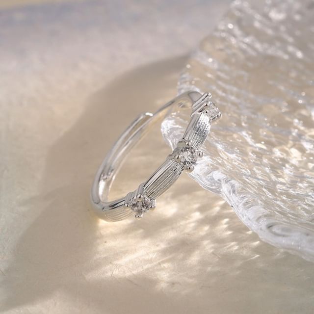 Chimerro-Rhinestone Ring