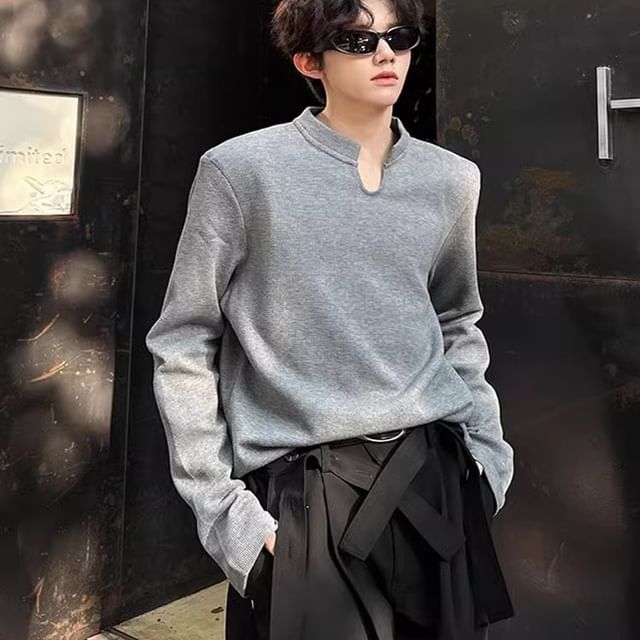 Chuoku-Long-Sleeve Notched Plain T-Shirt