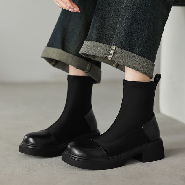 Cinnabelle-Cap Toe Chunky Heel Short Boots