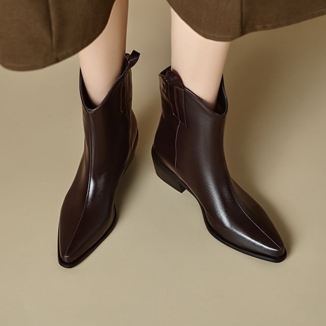 Cinnabelle-Pointed Chunky Heel Short Boots