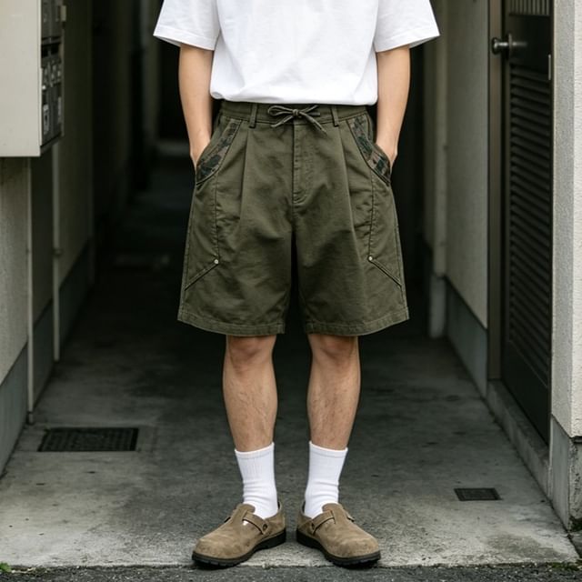 citybae-Two-Tone Pleated Relaxed Shorts with Stud