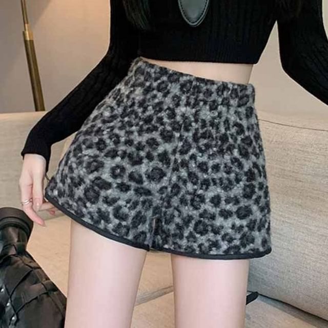 Cloud Nine-High Waist Leopard Print Fluffy Hot Pants