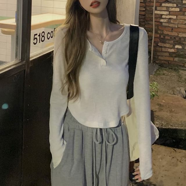 Cloud Nine-Long-Sleeve Henley Neck Plain Crop Tee