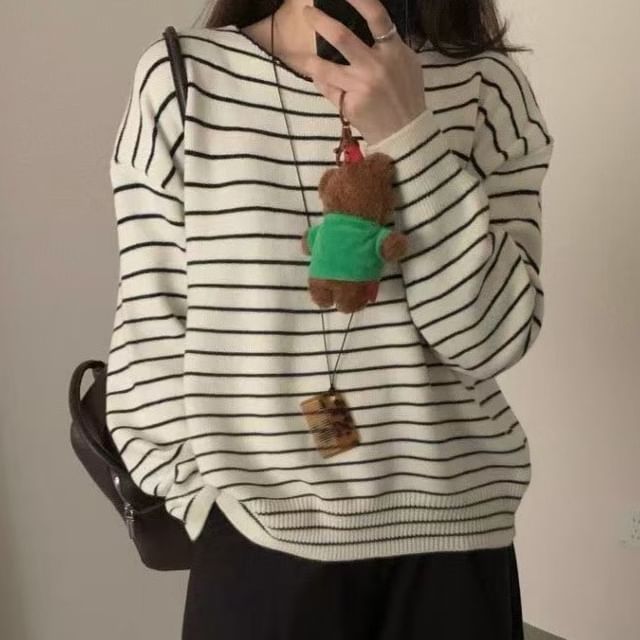 Cloud Nine-Long-Sleeve Round Neck Striped Knit Top