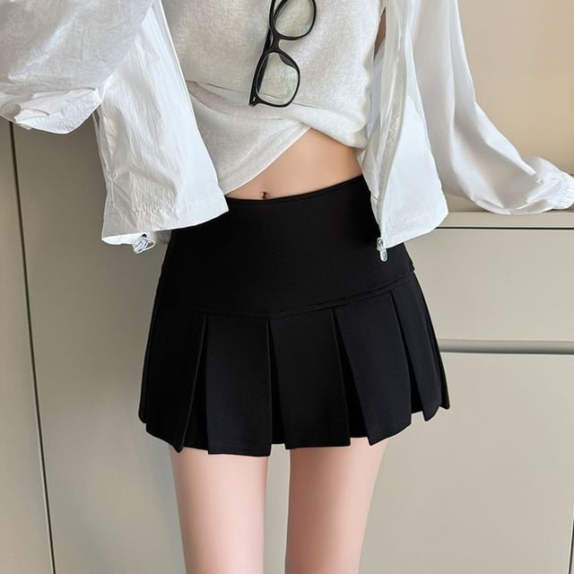 Cloud Nine-Mid Rise Plain Pleated Mini A-Line Skirt